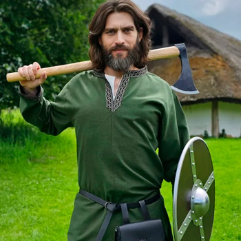 Medieval clothing for men