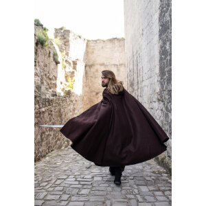 Medieval Cape with clasp brown