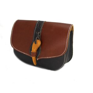 Leather belt bag "Adalar" with wooden clasp