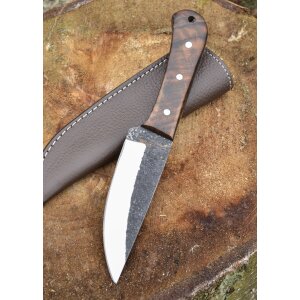 Utility knife with walnut handle