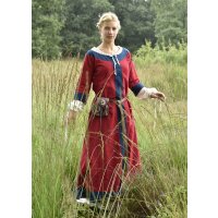 Medieval dress , underdress Ana, nature
