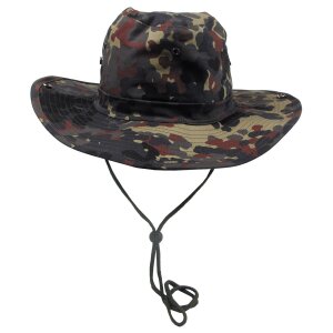 Bush Hat, BW camo, chin strap, foldable brim