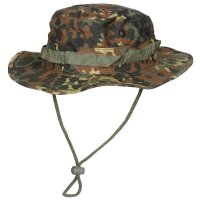 US GI Bush Hat, chin strap, GI Boonie, Rip Stop, BW camo