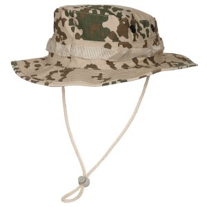 US GI Bush Hat, chin strap, GI Boonie, Rip Stop, BW trop. camo