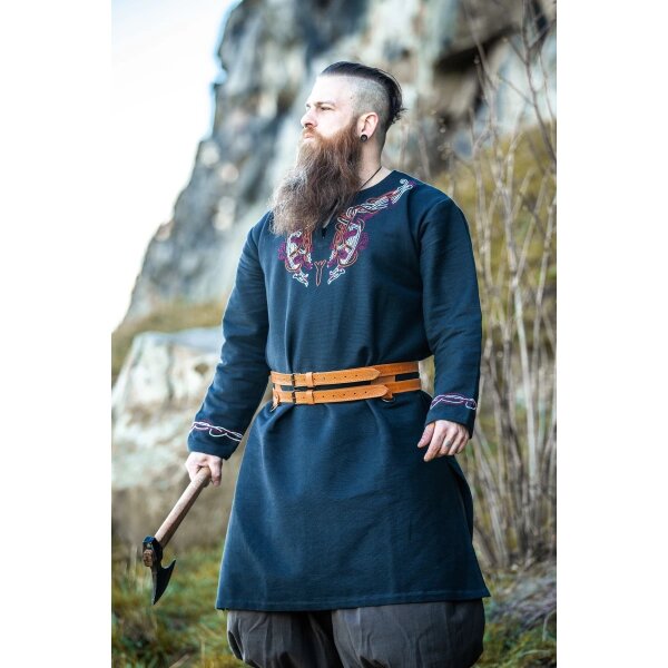 Viking tunic black-red "Snorri" with hand embroidery in Urnes style