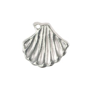 Pewter badge scallop to sew on