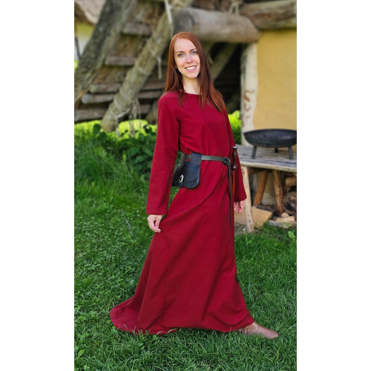 Klassisches Mittelalter Kleid oder Unterkleid rot...