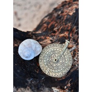 Nocturnal, pocket star clock and tide calculator made of brass