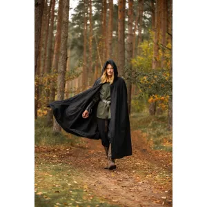 Medieval cape black “Johannes”