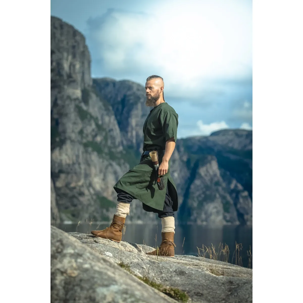 Viking tunic green V-neck short sleeve & box