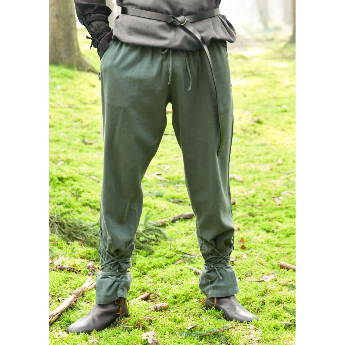 Medieval trousers olive green lacing cot box