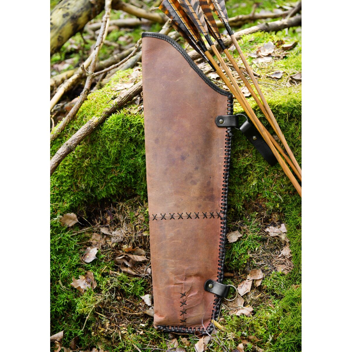 Hip quiver leather vegetable tanned arch box