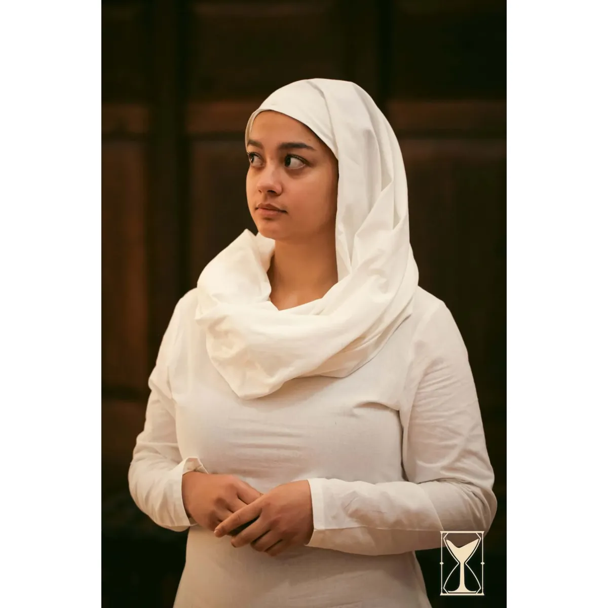 Medieval veil with cotton headband box