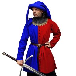 Late medieval woollen houppelande, 14th–15th century, red, second-hand