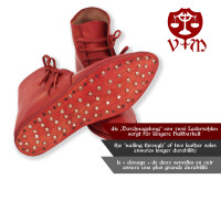 Half boots laced with hobnailed soles korduan red size 39