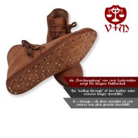 half boots laced with hobnail soles brown Size 40