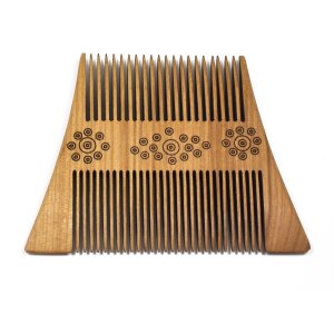 Wooden late medieval comb 14th century