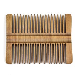 early / high medieval wooden comb 11.-12. century replica Gotland