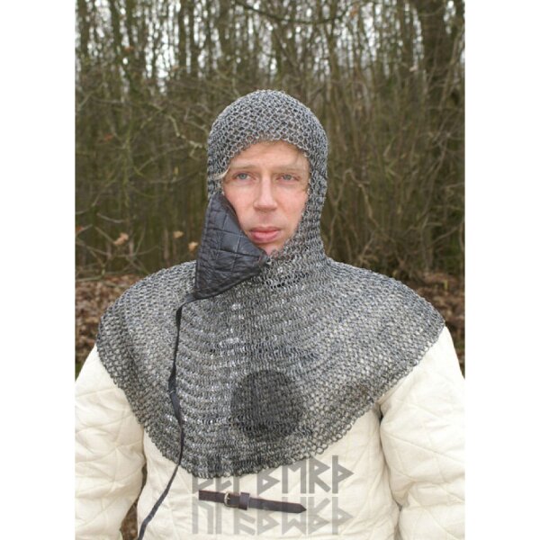 Chainmail coif with triangular mouth guard, unriveted round rings, Ø 8mm, 1.6mm wide, spring steel