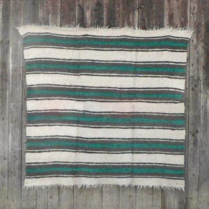 Große handgewebte Decke mit grünem Streifen...